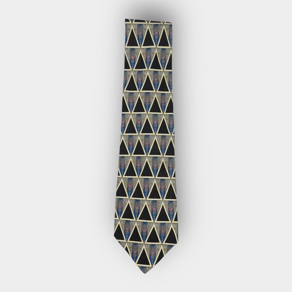 100% silk tie geometric triangle print vintage made in Canada 60 inch - Picture 1 of 5